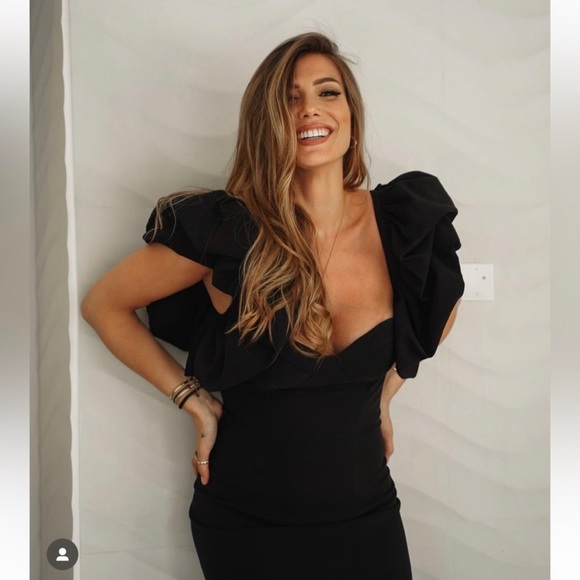 Zara Dresses & Skirts - NWT Zara Ruffled Sleeve Mini Dress